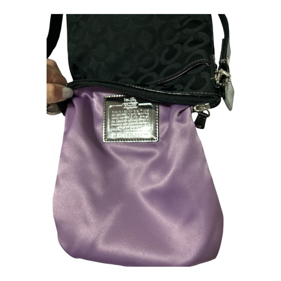 Coach Small Signature Crossbody - Picture 6 of 6